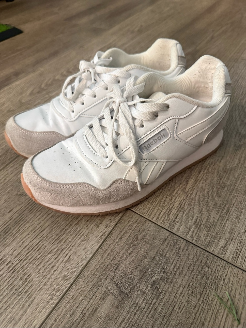 Reebok Women's White Sneakers with Light Beige Accents